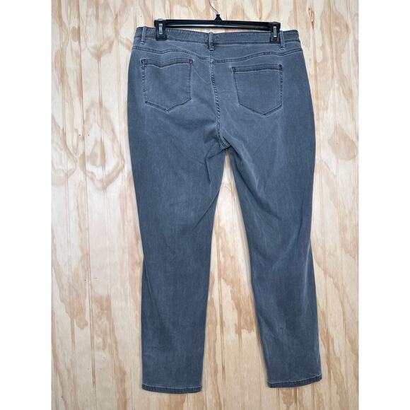 J. Jill Gray Wash Denim Authentic Fit Slim Ankle Jeans Size 14 - Picture 3 of 8